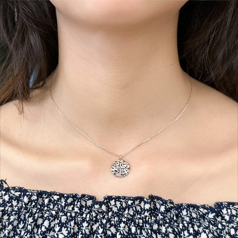 Elegant Hammered S925 CZ Cross Pendant Necklace for Timeless Elegance